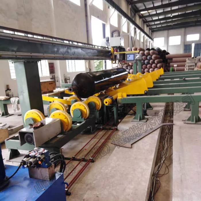 氣瓶超聲波檢測(cè).jpg 氣瓶超聲波檢測(cè).jpg